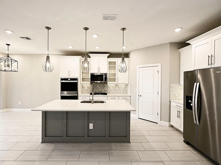 3806 Savanna Palms Ct — Photo 7