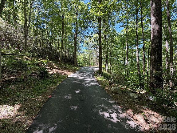 2nd image of 25 Buck Ridge Rd