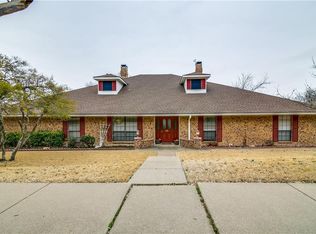 2709 Country Valley Rd, Garland, TX 75043