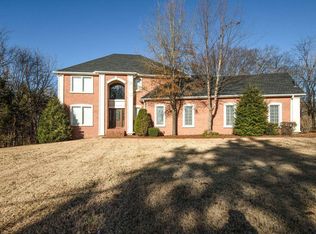 1134 Stirlingshire Dr, Hendersonville, TN 37075