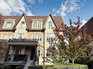 320 John St #202, Markham, ON L3T 0B1