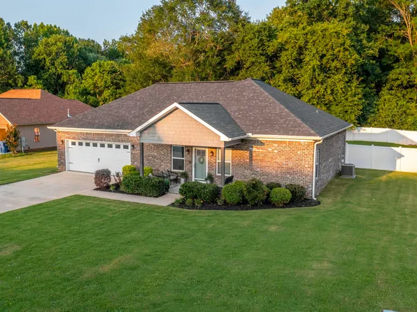 55 Suzanell Ln, Oxford, AL 36203