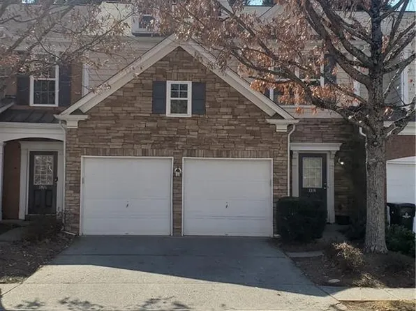 1374 Bellsmith Dr, Roswell, GA 30076