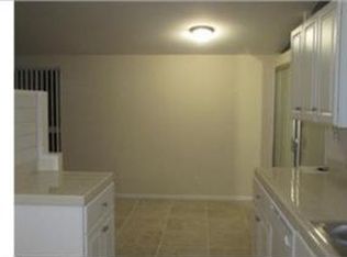 3972 Manchester Pl, Riverside, CA 92503