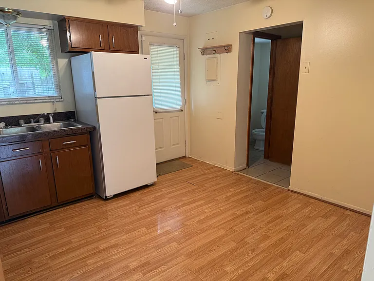 4081 Airport Rd #4081 — Photo 8