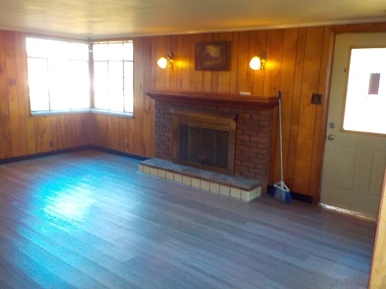 605 S 9th St — Photo 2
