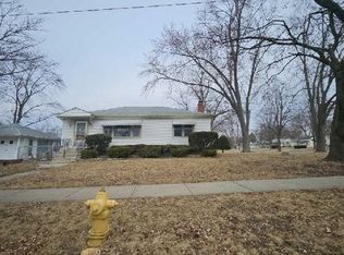 234 E Goebel Dr, Lombard, IL