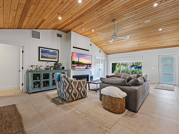 5th image of 125 Cascade Lane
