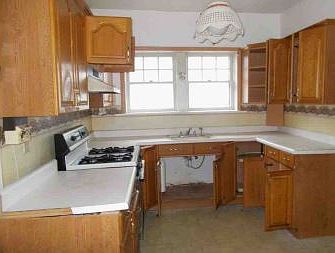 2nd image of 232-234 Lakeview Ave