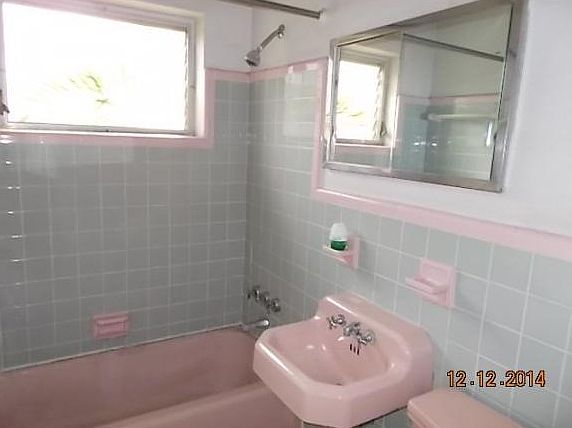 5th image of 2340 SW 15th St