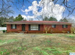 2249 Swaim Cir NW, Huntsville, AL 35810