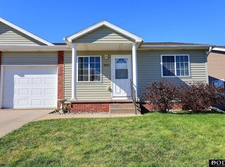 2833 N Laverna St, Fremont, NE 68025