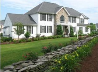 5 Anthony Cir, Nashua, NH 03062