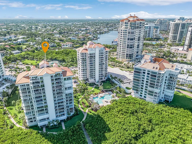 50 Seagate Dr #302B — Photo 25