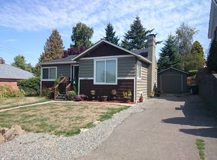 9822 45th Ave SW, Seattle, WA 98136