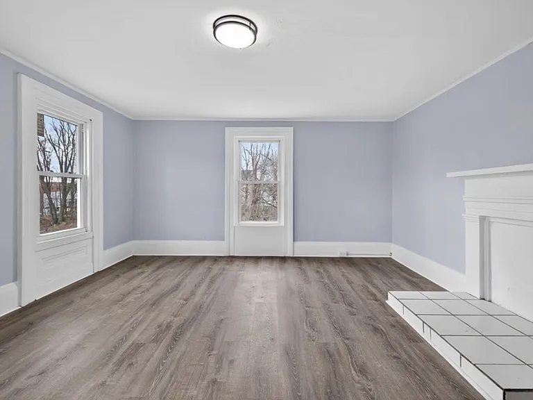77 Off Hamilton St #2R — Photo 11