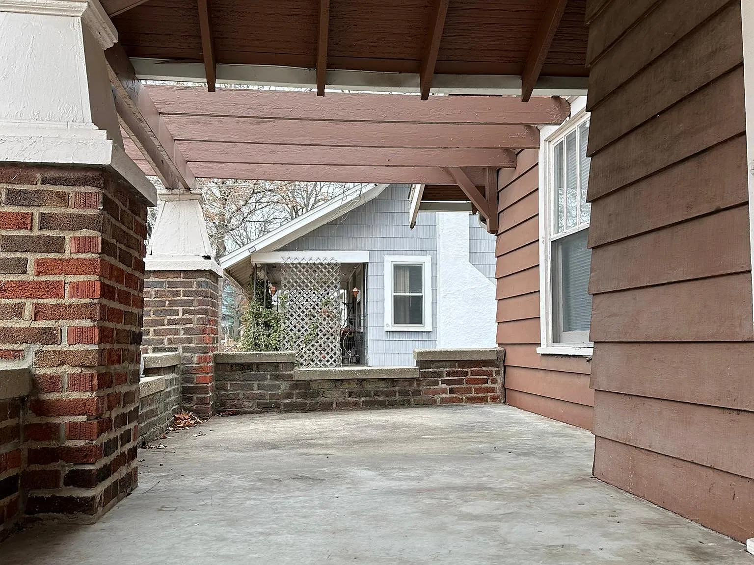 4147 Cambridge St — Photo 2