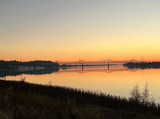 77 Cooper St, Natchez, MS 39120