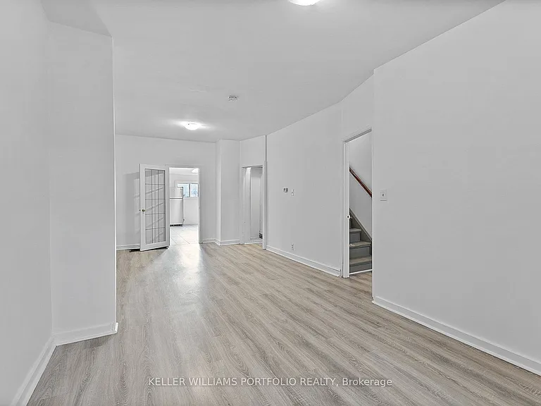 570 Jones Ave — Photo 10