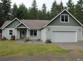 181 E Leffler Loop Rd, Grapeview, WA 98546