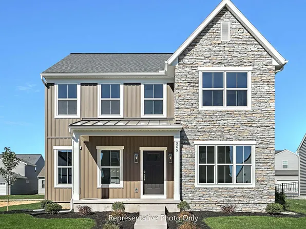 2428 Hawthorne Dr, Harrisburg, PA 17110
