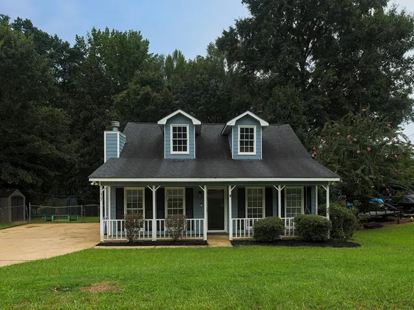 17 Lee Road 2066, Phenix City, AL 36870