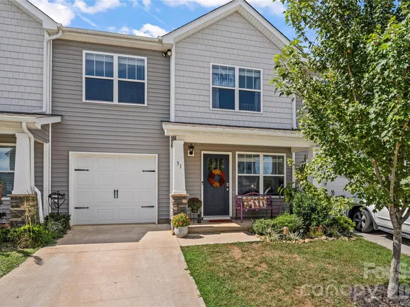 31 Benedict Ln, Weaverville, NC 28787