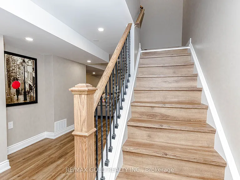 65 Niagara Trl — Photo 37