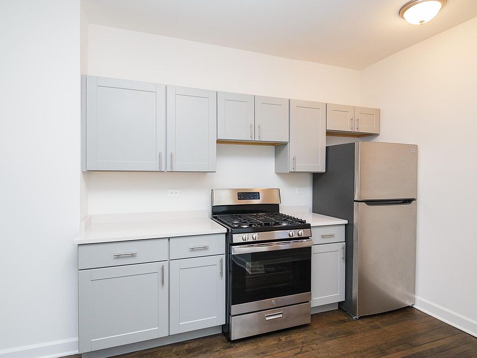 1st image of 6571 N Lakewood Ave #1