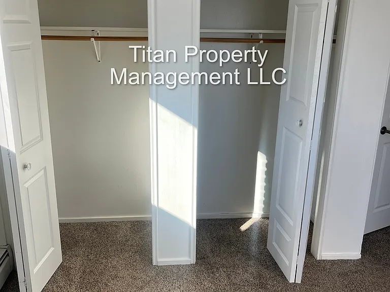 259 Percy Ave — Photo 5