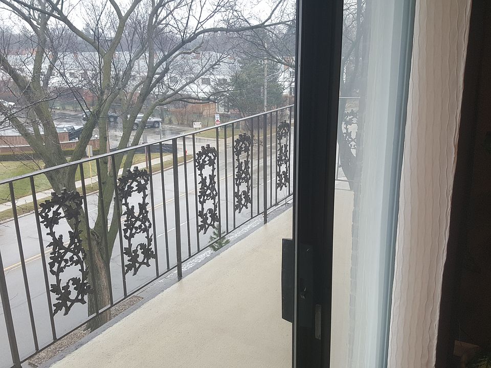 1st image of 5501 Lincoln Ave Unit 402