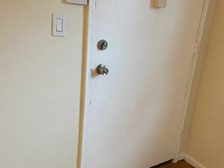 38 Sandra Cir #C1 — Photo 11