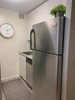 Rented by Pulse International | media 5