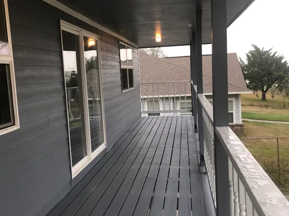 9606 Ocean Dr, Beach City, TX 77523