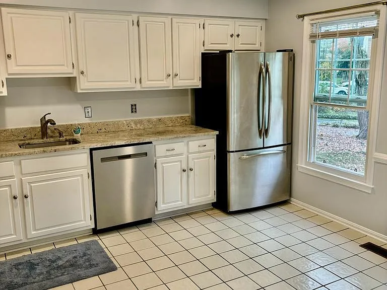 6803 Wild Rose Ct — Photo 11