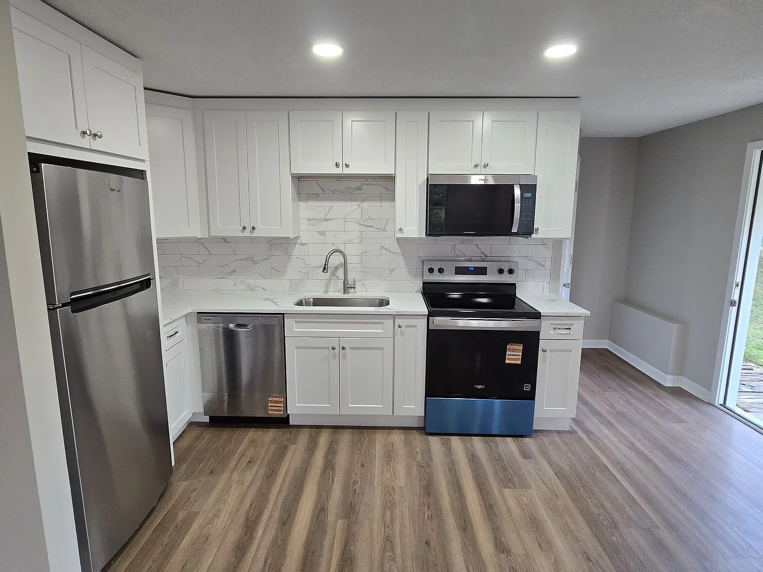 1 bed, 1.0 bath, 1500 sqft, $1,500 — Photo 2