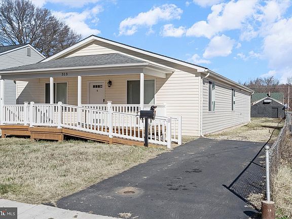 2nd image of 313 Homberg Ave