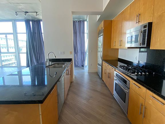 5th image of 527 10th Ave Unit 507
