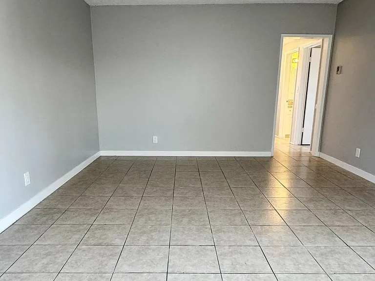 1740 Freeman Ave. — Photo 2