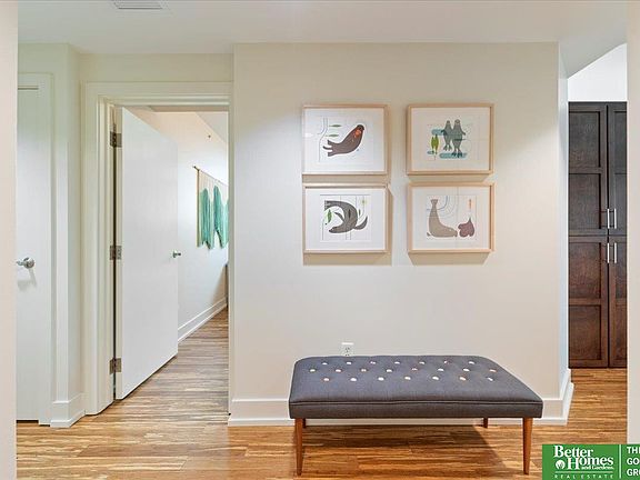 5th image of 555 Riverfront Plz APT 402