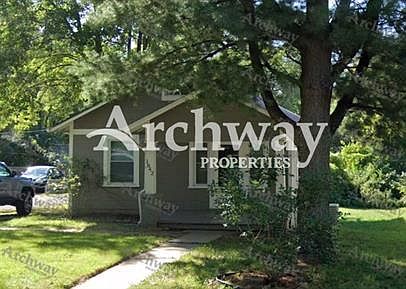 Welcome Home to 1842 S Maywood Ave!
