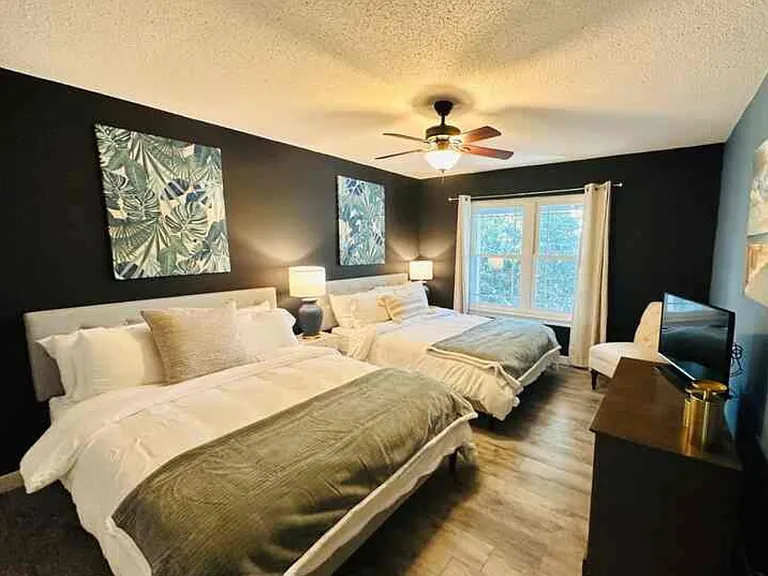 101 Long Pointe Dr — Photo 32