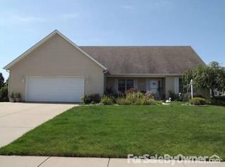 810 Wild Rose Rd, Wilton, IA 52778