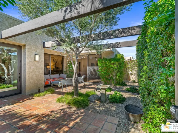 402 N Hermosa Dr, Palm Springs, CA 92262