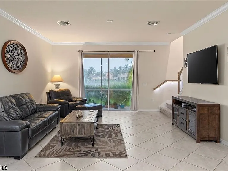 10243 Via Colomba Cir — Photo 5