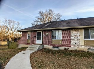 10719 W 90th Ter, Overland Park, KS 66214