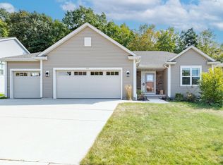 513 Yosemite Ave, Hartford, WI 53027