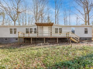 50 Crystal Ct, New Bern, NC 28560