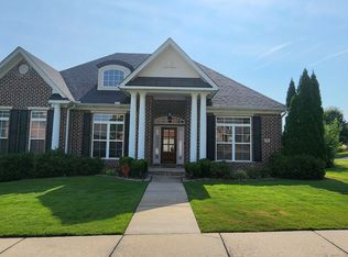 22 Meadow View Dr, Little Rock, AR 72223