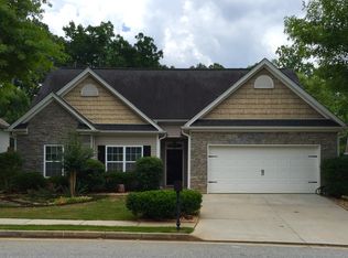 35 Village Park Dr, Newnan, GA 30265
